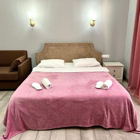 Hotel In Sukhum 수쿰 외부 사진
