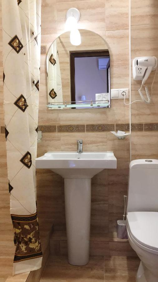 Hotel In Sukhum 수쿰 외부 사진