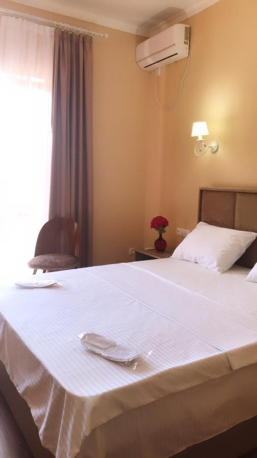 Hotel In Sukhum 수쿰 외부 사진