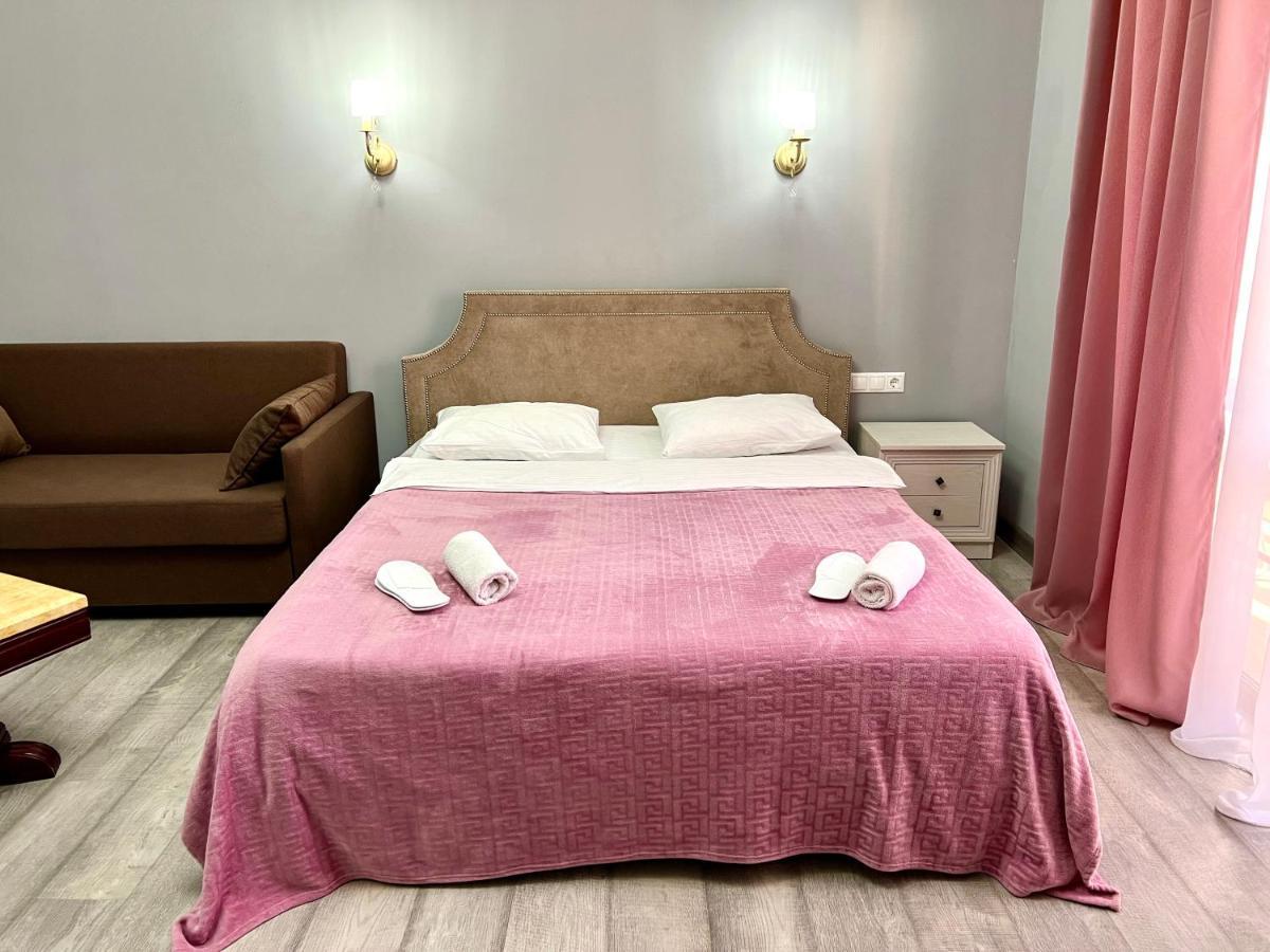 Hotel In Sukhum 수쿰 외부 사진